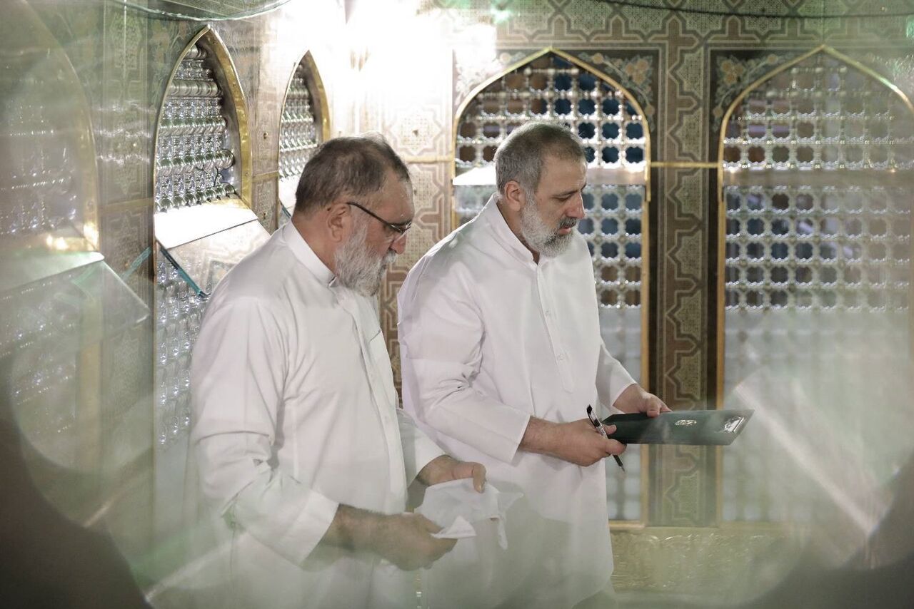 پیام تسلیت تولیت آستان قدس رضوی بمناسبت شهادت رئیس جمهور و جمعی از همراهان پیام تسلیت تولیت آستان قدس رضوی بمناسبت شهادت رئیس جمهور و جمعی از همراهان