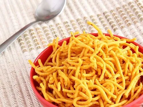 طرز تهیه یک پفک خانگی بدون هیچ مواد مضری طرز تهیه یک پفک خانگی بدون هیچ مواد مضری