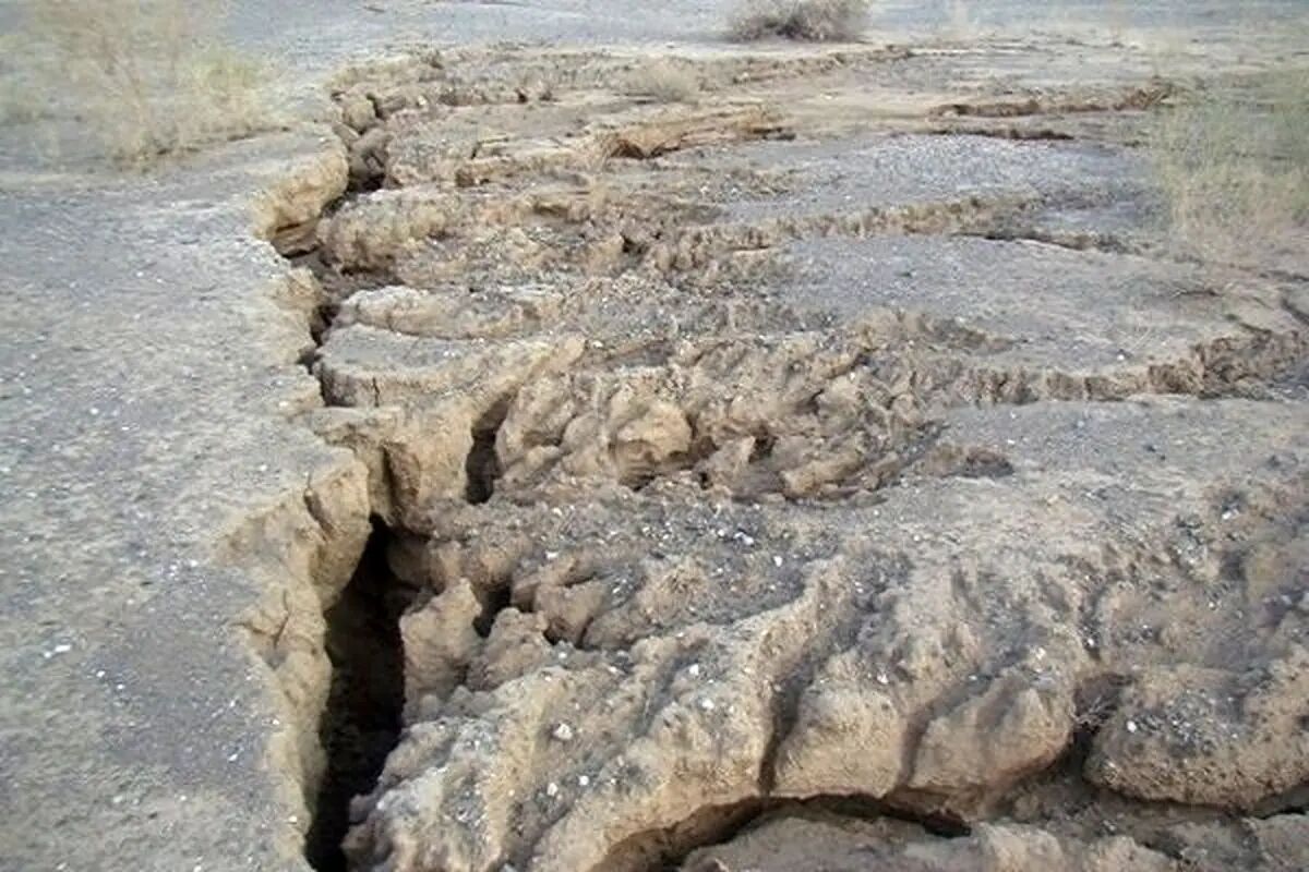 زندگی خطرناک نیمی از ایرانیها زندگی خطرناک نیمی از ایرانیها
