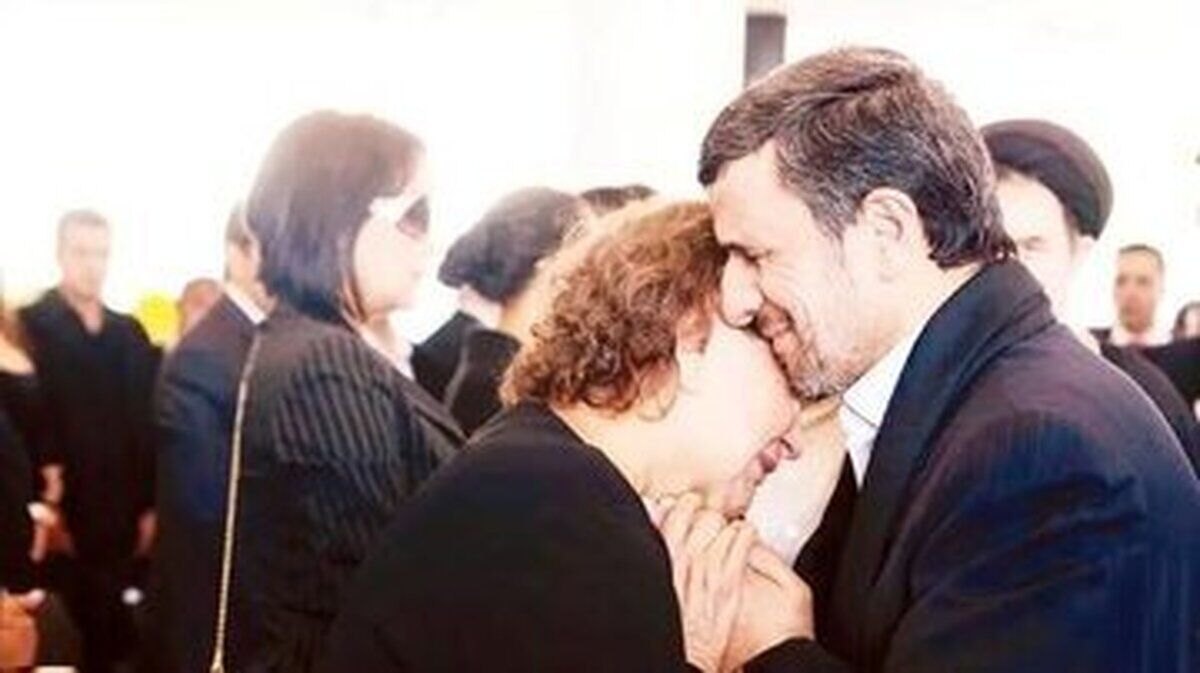 افشاگری ماجرای محمود احمدی نژاد و مادر هوگو چاوز + جزئیات افشاگری ماجرای محمود احمدی نژاد و مادر هوگو چاوز + جزئیات
