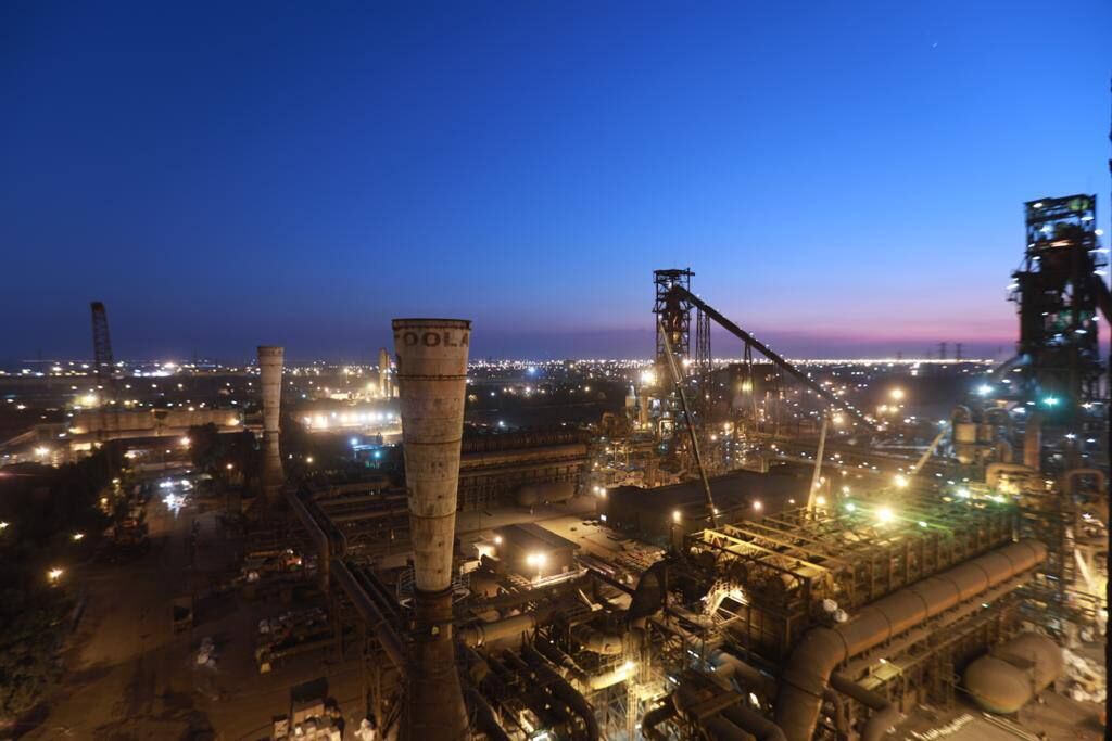 رکوردشکنیهای پیاپی فولاد هرمزگان در سال جهش تولید / احیا مستقیم در خط مقدم رکوردشکنی رکوردشکنیهای پیاپی فولاد هرمزگان در سال جهش تولید / احیا مستقیم در خط مقدم رکوردشکنی