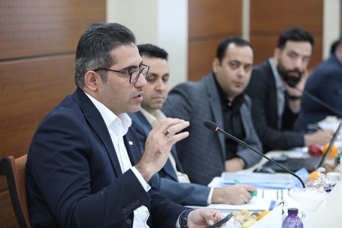 خواب سرمایه؛ نتیجه عدم وجود پایانه مکانیزه در بندر شهید رجایی خواب سرمایه؛ نتیجه عدم وجود پایانه مکانیزه در بندر شهید رجایی
