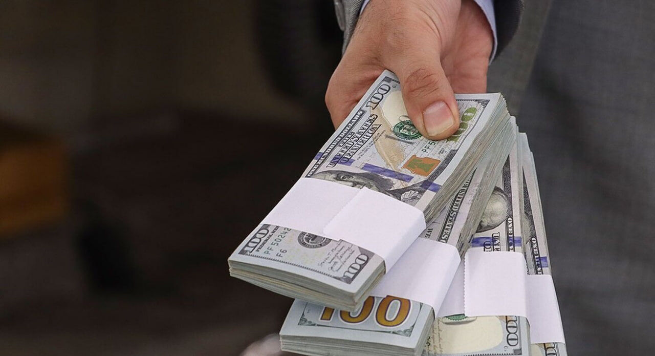 ریزش 5 هزار تومانی دلار / قیمت دلار چقدر میشود؟ ریزش 5 هزار تومانی دلار / قیمت دلار چقدر میشود؟
