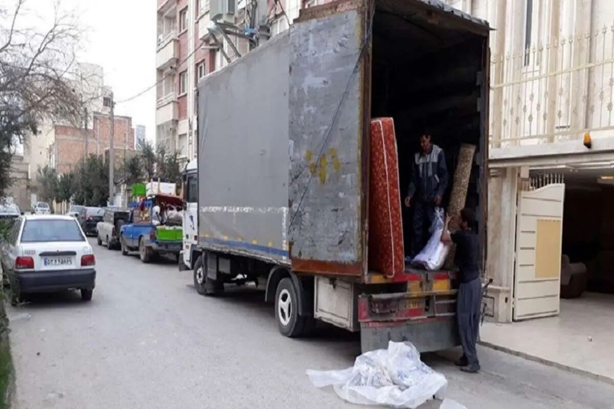 افزایش ۴۰ درصدی هزینه اسباب کشی در تهران/ شگردهای برخی شرکتها برای افزایش هزینه خانوارها افزایش ۴۰ درصدی هزینه اسباب کشی در تهران/ شگردهای برخی شرکتها برای افزایش هزینه خانوارها