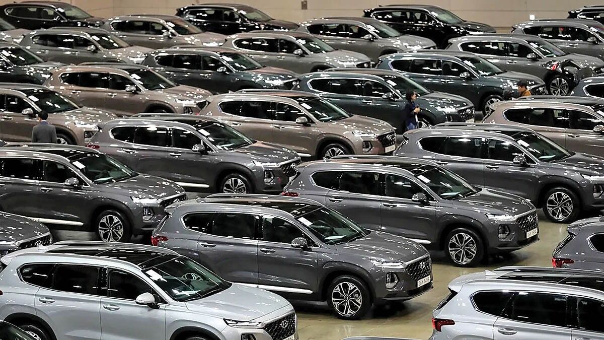 چرا خودروهای خارجی تازه وارد در شهر دیده نمیشوند؟ چرا خودروهای خارجی تازه وارد در شهر دیده نمیشوند؟