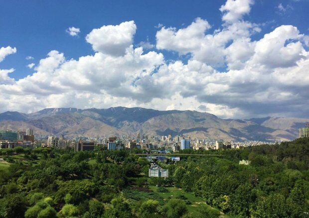 هوای تهران در مرز پاکی هوای تهران در مرز پاکی