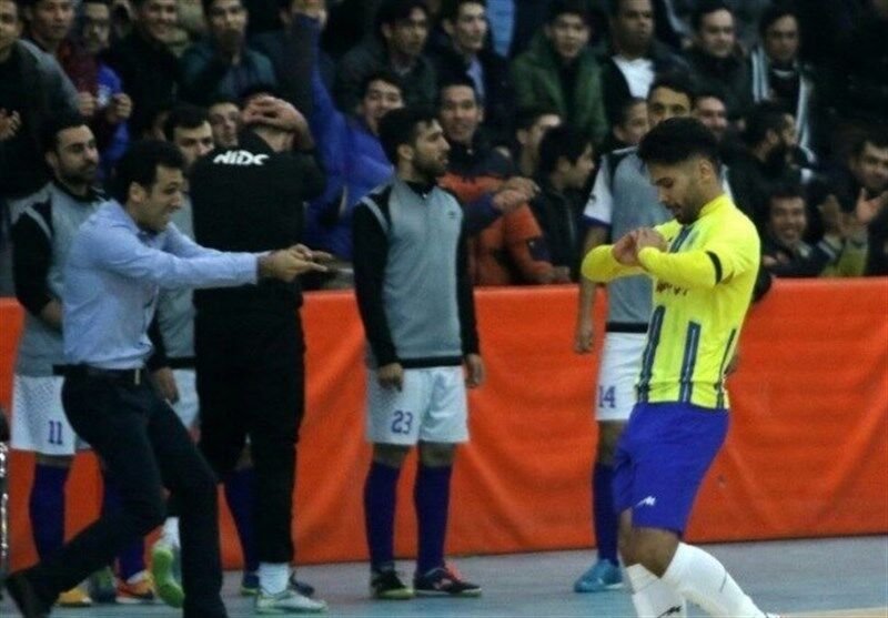 فوتسالیست مشهدی به کما رفت! فوتسالیست مشهدی به کما رفت!