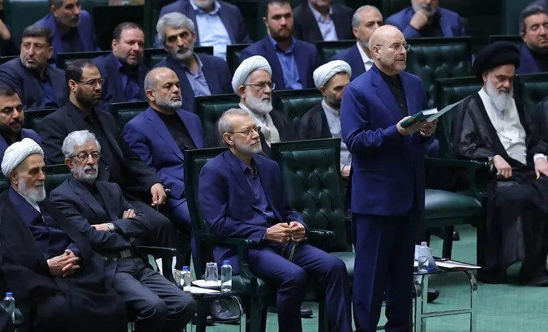 هیئت رئیسه جدید مجلس سوگند یاد کردند