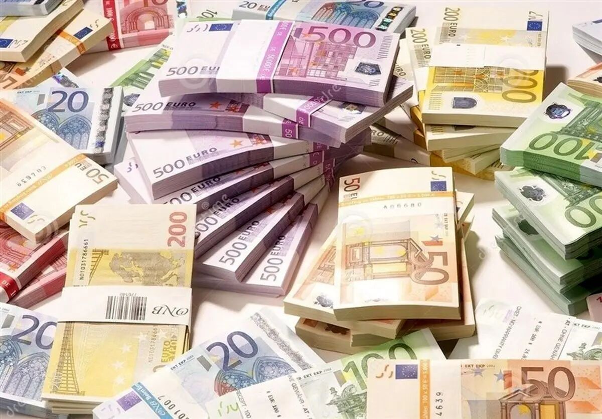 قیمت یورو امروز ۱۰ تیر ۱۴۰۳ در بازار قیمت یورو امروز ۱۰ تیر ۱۴۰۳ در بازار