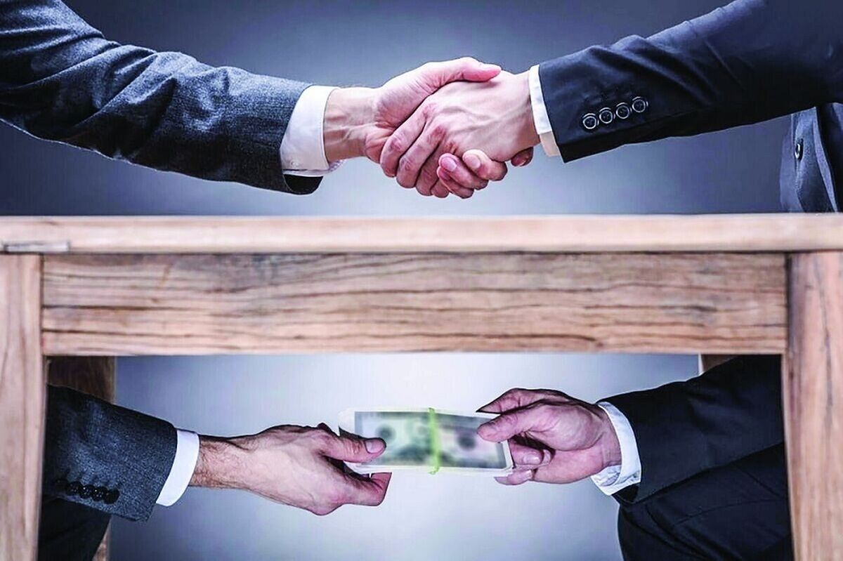 ۶ عضو شورای این شهر ۳۲ هزار دلار رشوه گرفتند! ۶ عضو شورای این شهر ۳۲ هزار دلار رشوه گرفتند!