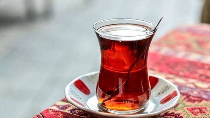 عوارض خوردن چای شبانه عوارض خوردن چای شبانه