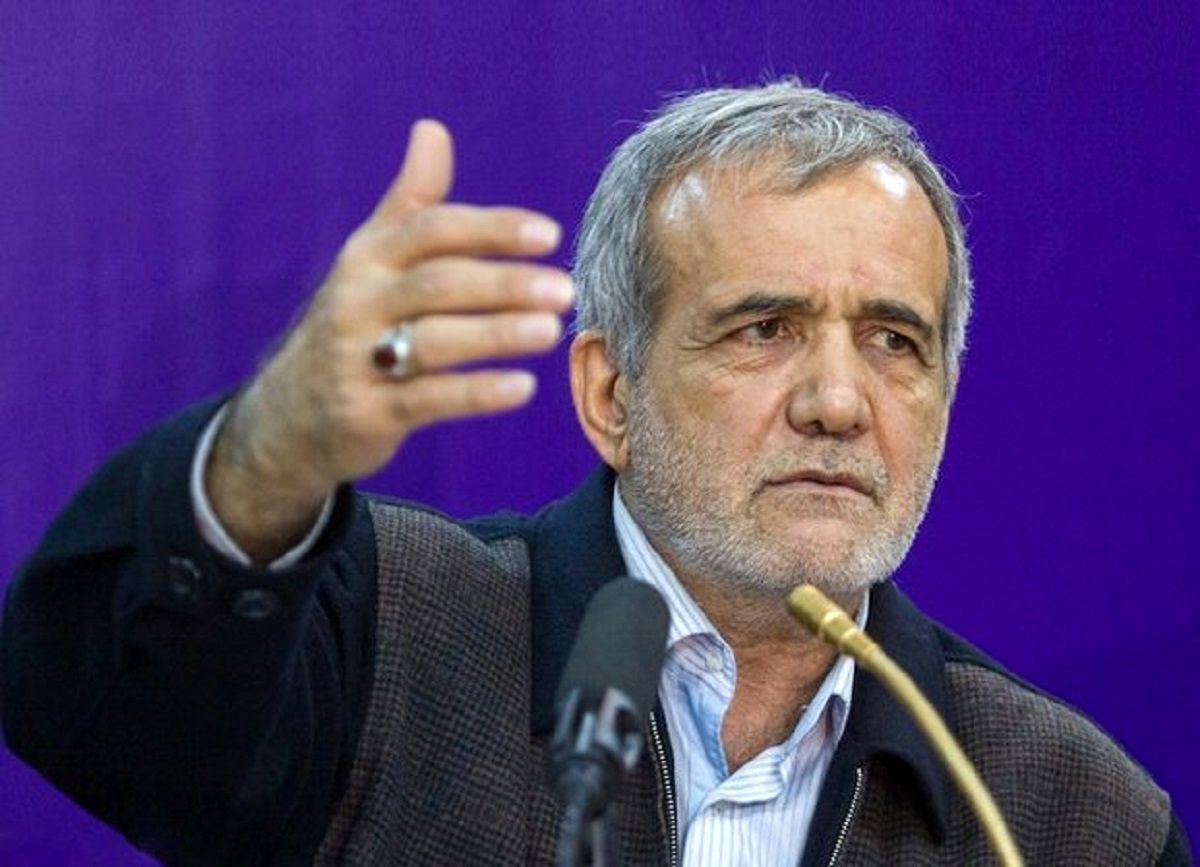 خواستههای کارگران از مسعود پزشکیان اعلام شد خواستههای کارگران از مسعود پزشکیان اعلام شد