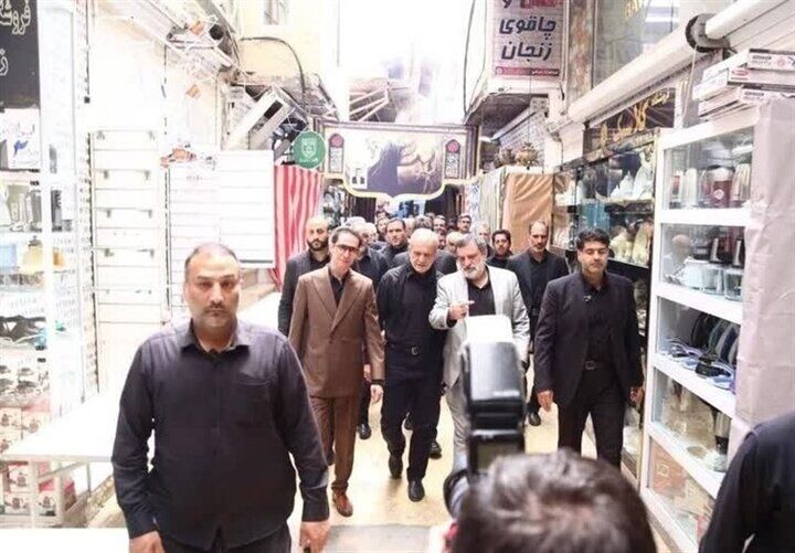 اصناف و بازاریان نقش پررنگی در اقتصاد دولت چهاردهم دارند اصناف و بازاریان نقش پررنگی در اقتصاد دولت چهاردهم دارند
