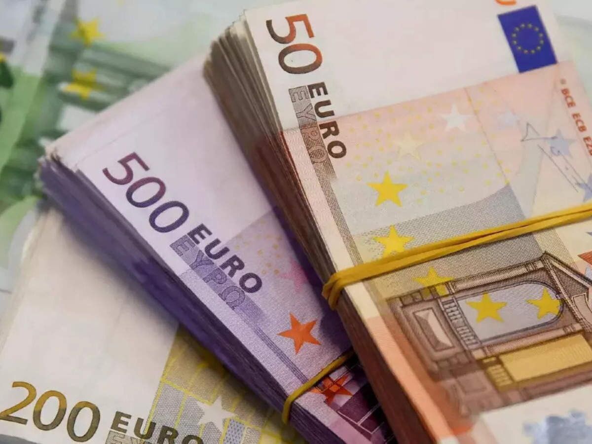 قیمت یورو امروز ۹ مرداد ۱۴۰۳ در بازار قیمت یورو امروز ۹ مرداد ۱۴۰۳ در بازار