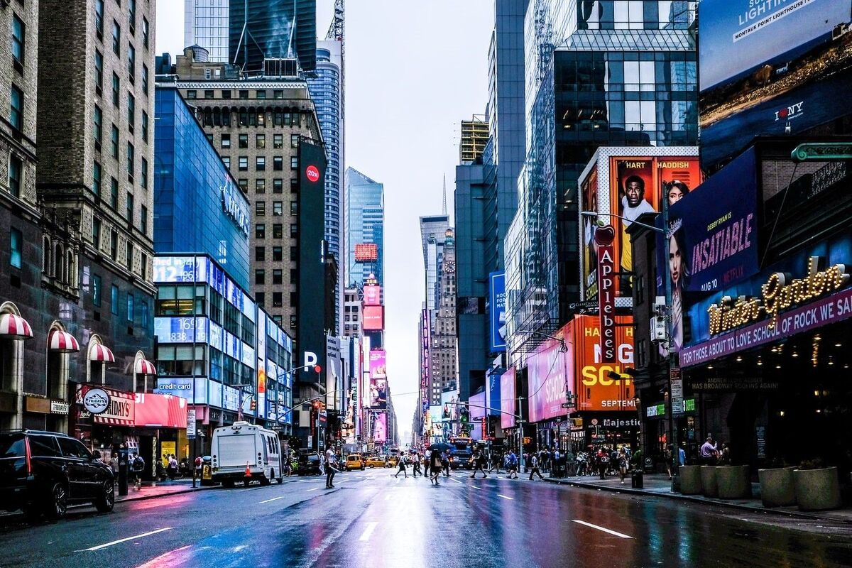بیشترین درآمد گردشگری برای این کشور است بیشترین درآمد گردشگری برای این کشور است