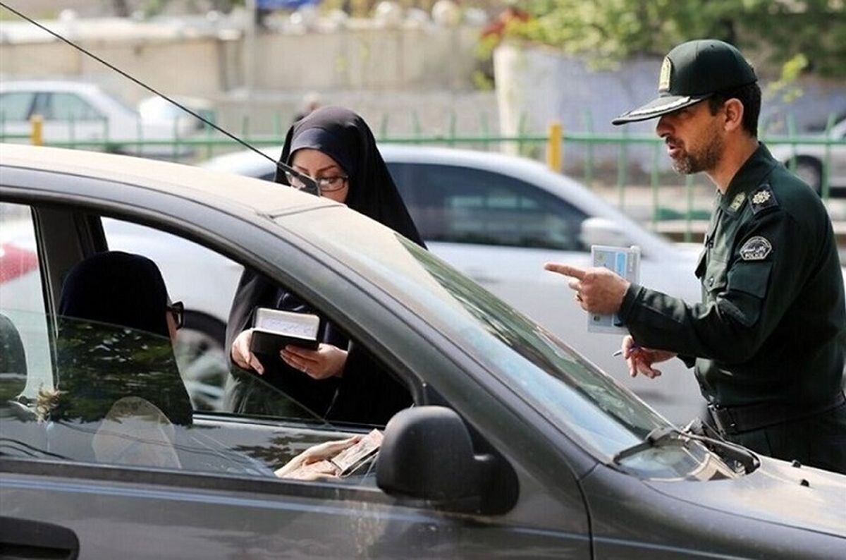 ابلاغ طرح عفاف و حجاب به تمام یگانها و پلیسهای تخصصی/ورود پلیس راهور به حوزه کشف حجاب در خودرو ابلاغ طرح عفاف و حجاب به تمام یگانها و پلیسهای تخصصی/ورود پلیس راهور به حوزه کشف حجاب در خودرو