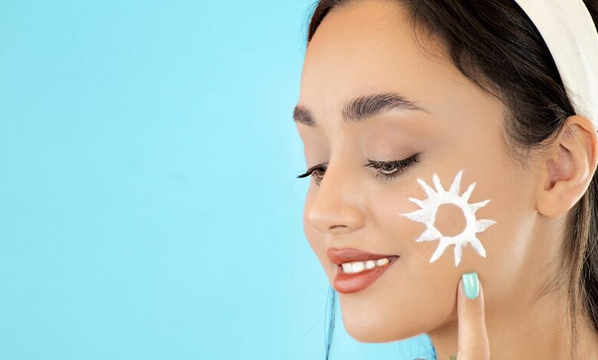 چطور خود را در برابر اشعه فرابنفش ایمن کنیم؟/ معرفی بهترین ضدآفتاب های ایرانی و خارجی چطور خود را در برابر اشعه فرابنفش ایمن کنیم؟/ معرفی بهترین ضدآفتاب های ایرانی و خارجی