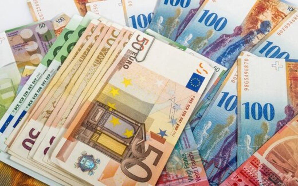قیمت یورو امروز ۲ مرداد ۱۴۰۳ در بازار قیمت یورو امروز ۲ مرداد ۱۴۰۳ در بازار