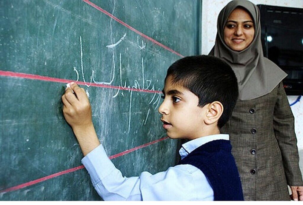 جزئیات جذب معلمان جدید / کمبود معلم نصف شد جزئیات جذب معلمان جدید / کمبود معلم نصف شد