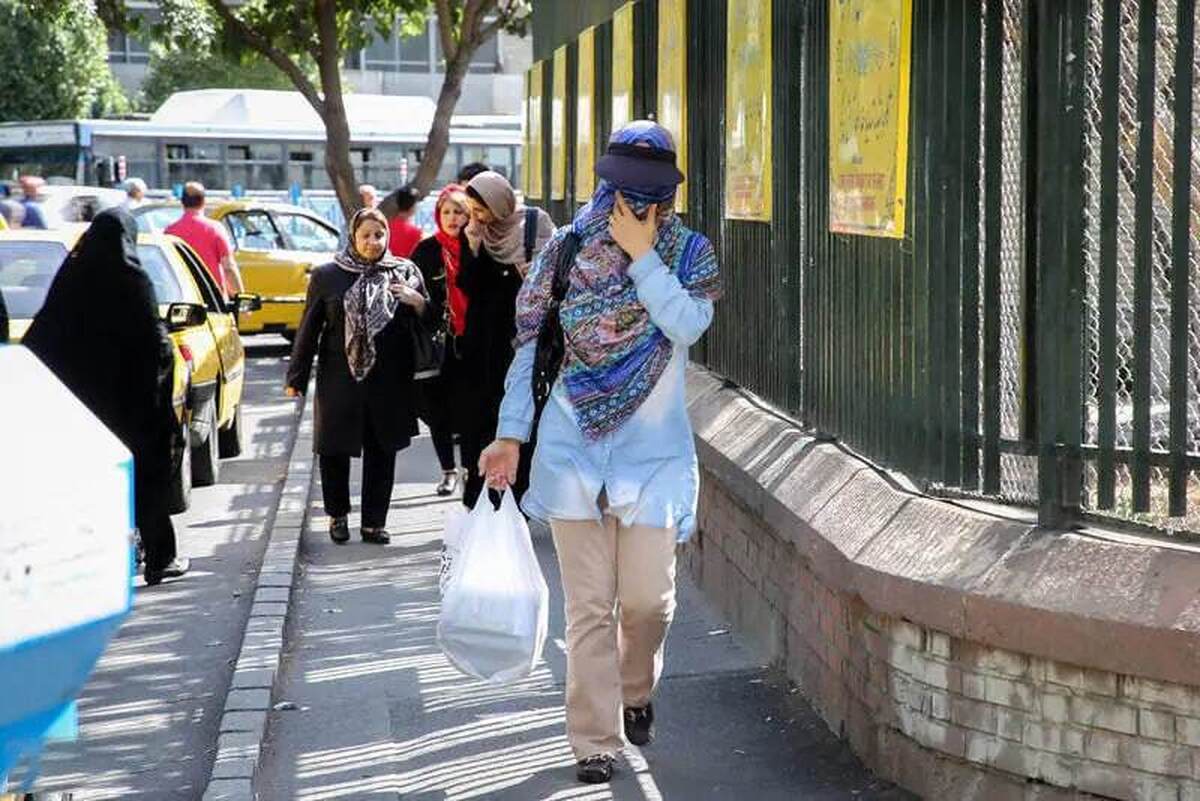 دمای تهران امروز ۴۰ درجه است / رگبار باران در راه این استانها دمای تهران امروز ۴۰ درجه است / رگبار باران در راه این استانها