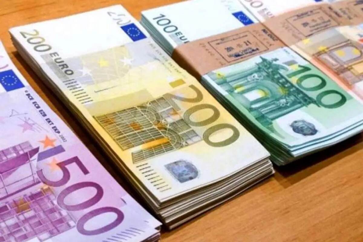 قیمت یورو امروز ۲۴ مرداد ۱۴۰۳ در بازار قیمت یورو امروز ۲۴ مرداد ۱۴۰۳ در بازار