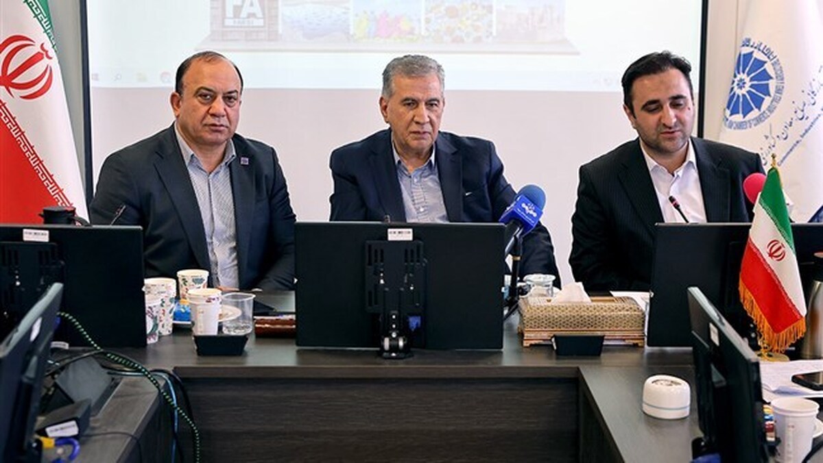 با توسعه گردشگری میتوان بر محدودیتهای ناشی از تحریمها غلبه کرد با توسعه گردشگری میتوان بر محدودیتهای ناشی از تحریمها غلبه کرد