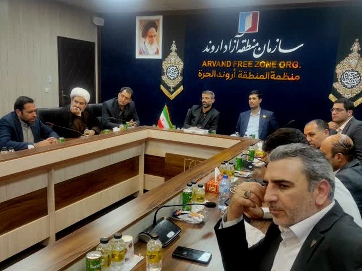 توسعه حمل و نقل ریلی رشد اقتصادی را در پی دارد توسعه حمل و نقل ریلی رشد اقتصادی را در پی دارد