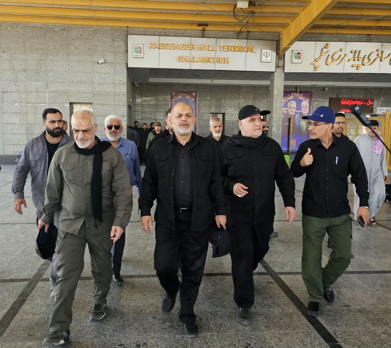 وزیر کشور: زائران اربعین در کمترین زمان به عراق وارد میشوند وزیر کشور: زائران اربعین در کمترین زمان به عراق وارد میشوند