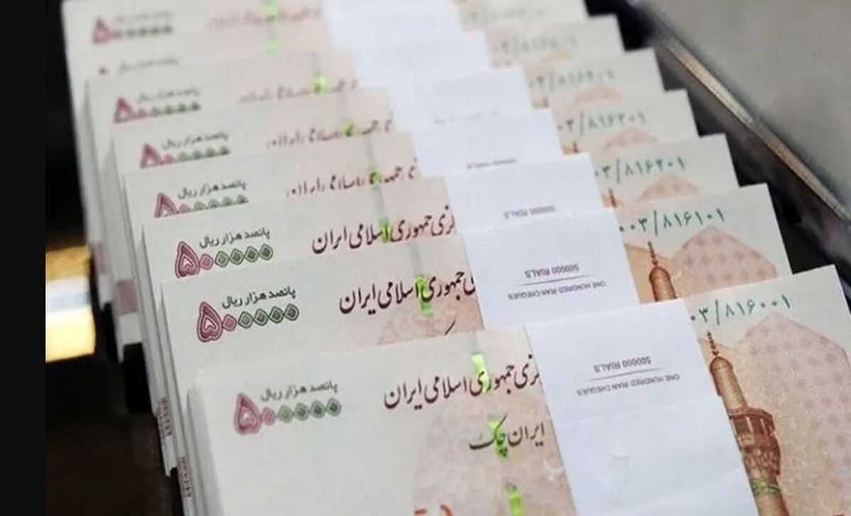 فوری / موافقت وزارت کار با افزایش حقوق کارگران فوری / موافقت وزارت کار با افزایش حقوق کارگران