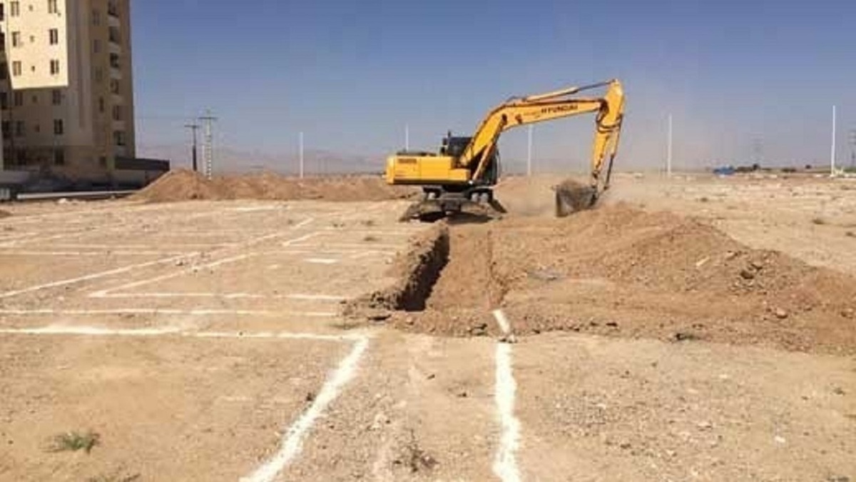 متقاضیان مسکن چشمانتظار تصمیمات وزیر راه / تخصیص زمین رایگان به کجا رسید؟ متقاضیان مسکن چشمانتظار تصمیمات وزیر راه / تخصیص زمین رایگان به کجا رسید؟