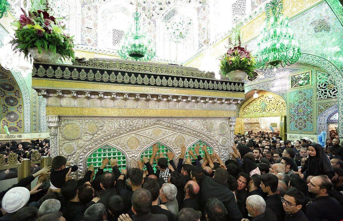 ۵ میلیون زائر به مشهد سفر کردند ۵ میلیون زائر به مشهد سفر کردند
