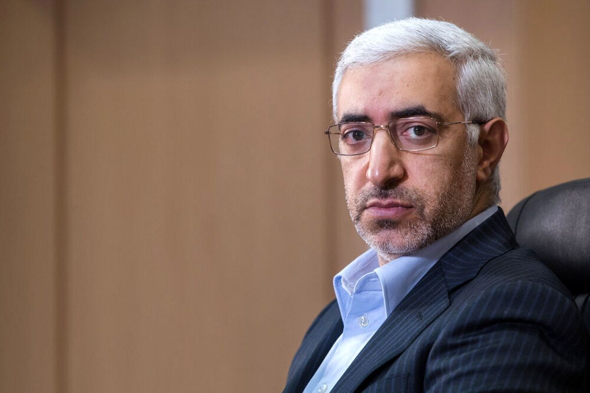 طعنه سنگین مهاجری به وام 10 میلیاردی عشقی/ بقیه کارمندان دولت آدمنیستند؟ طعنه سنگین مهاجری به وام 10 میلیاردی عشقی/ بقیه کارمندان دولت آدمنیستند؟