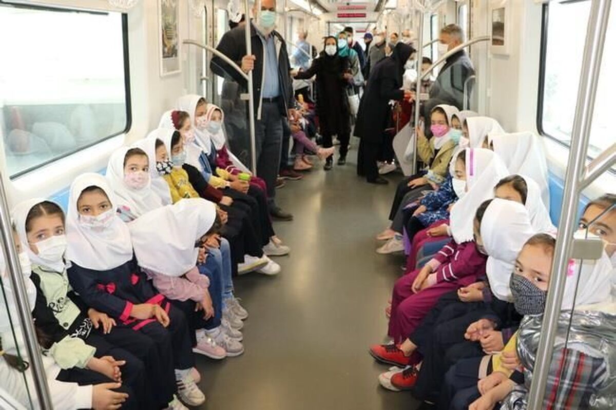 مترو و اتوبوس برای دانش آموزان رایگان شد مترو و اتوبوس برای دانش آموزان رایگان شد