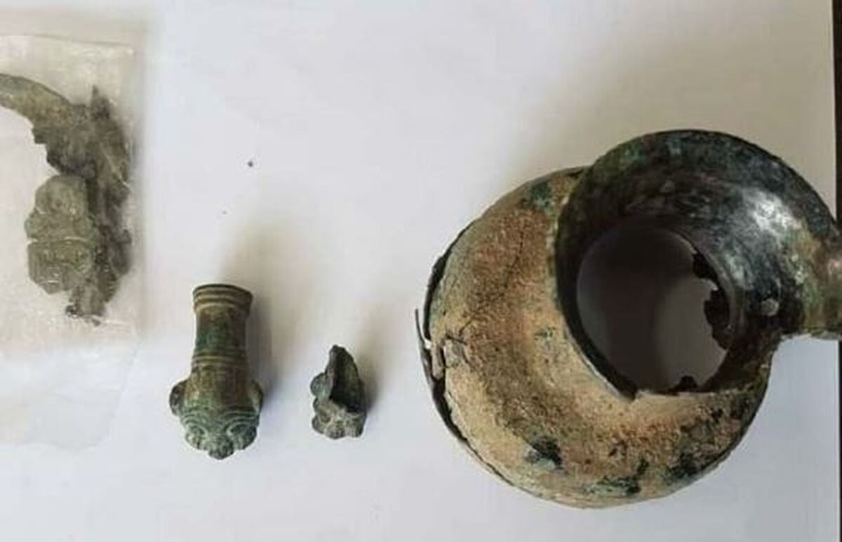 کشف اشیای تاریخی هزاره قبل از میلاد در کردستان کشف اشیای تاریخی هزاره قبل از میلاد در کردستان