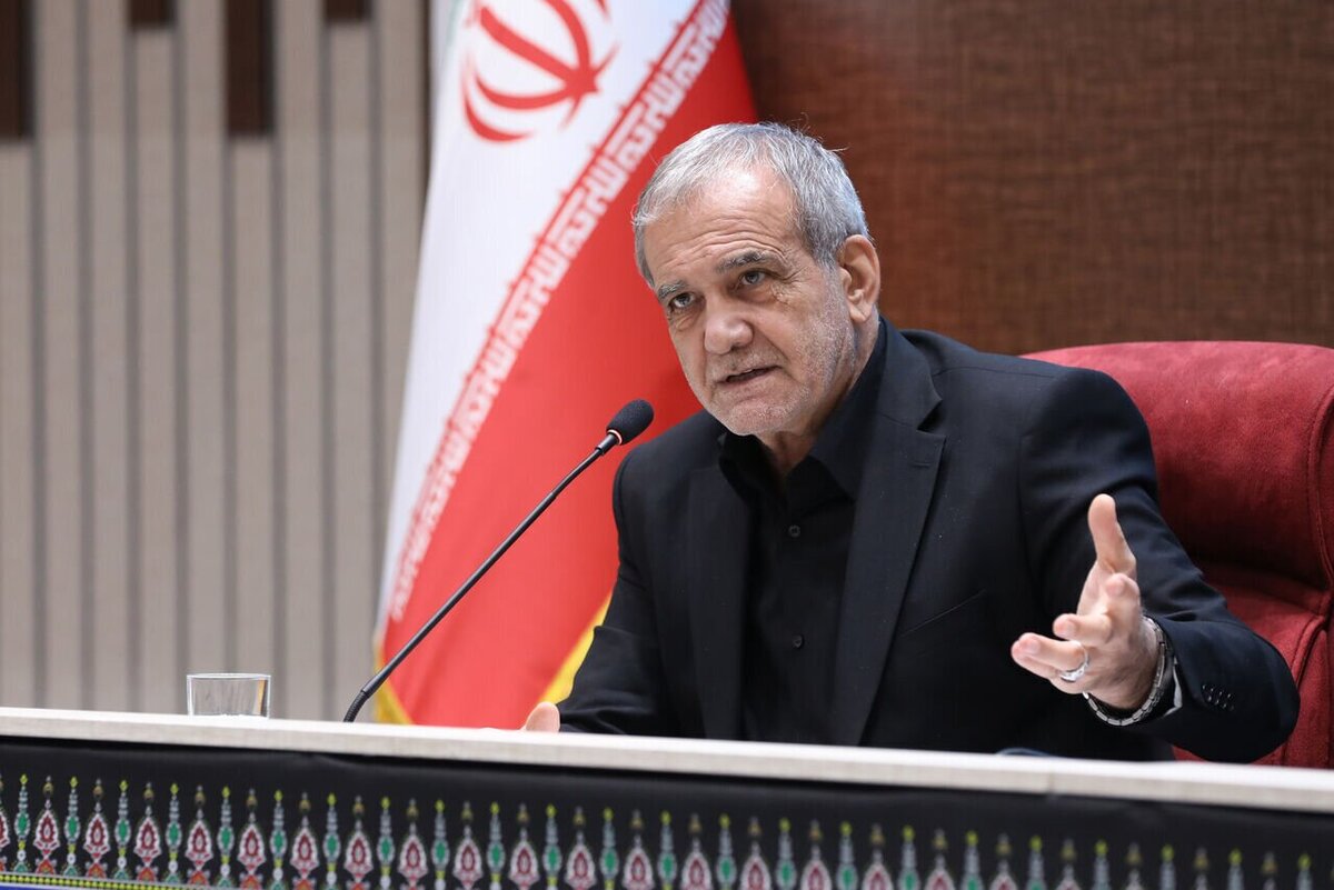 رییس جمهور از خدمات هلال احمر قدردانی کرد رییس جمهور از خدمات هلال احمر قدردانی کرد
