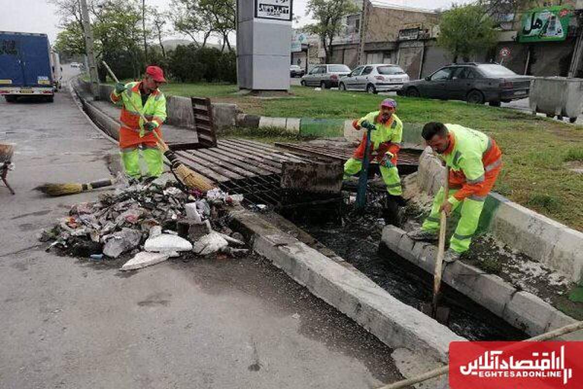 زبالههای سرگردان در آبروهای شهر/ سلامت پاکبانان و پاکیزگی تبریز نیازمند همراهی شهروندان زبالههای سرگردان در آبروهای شهر/ سلامت پاکبانان و پاکیزگی تبریز نیازمند همراهی شهروندان