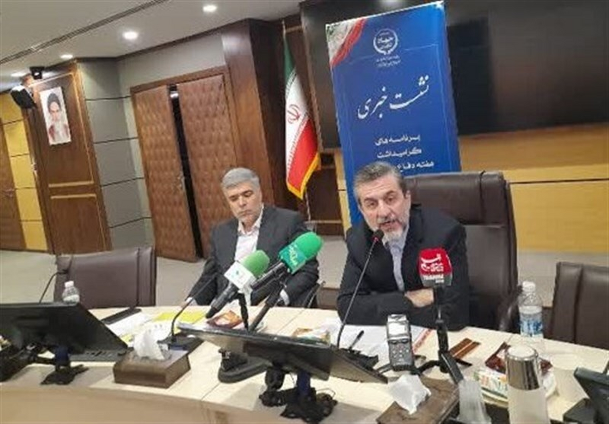 برخی کارکنان وزارت جهاد بامدرک دکترا ۱۲میلیون حقوق می گیرند! برخی کارکنان وزارت جهاد بامدرک دکترا ۱۲میلیون حقوق می گیرند!