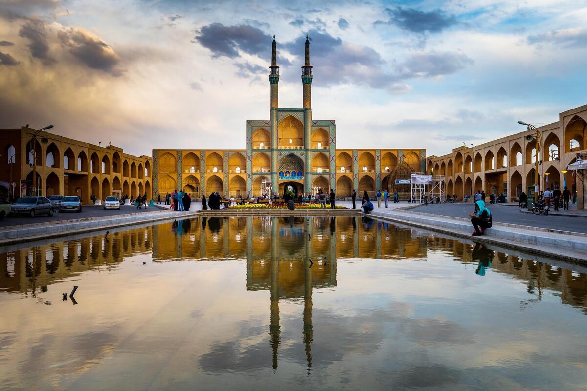 با دو میلیون تومان به یزد سفر کنید / قیمت تور زمینی یزد در مهر ماه با دو میلیون تومان به یزد سفر کنید / قیمت تور زمینی یزد در مهر ماه