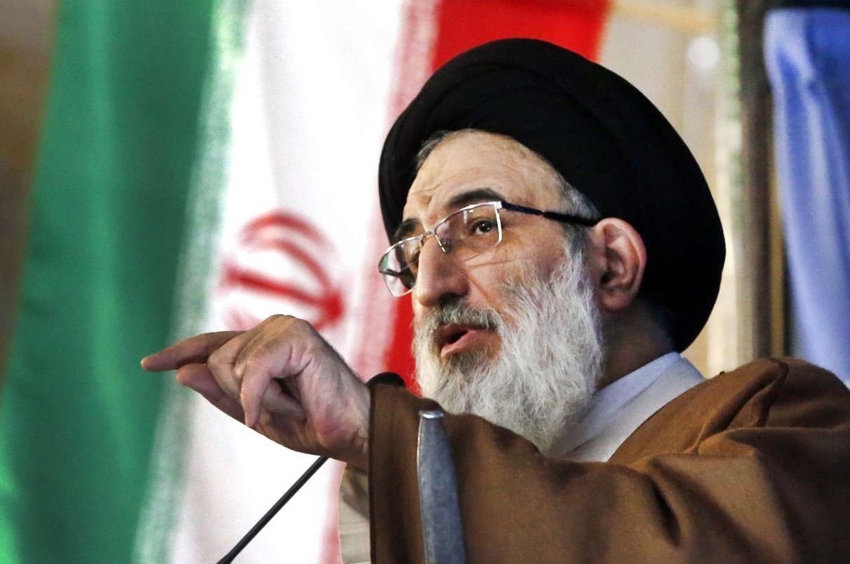 امام جمعه کرج: برخی با به کار بردن عبارت تندرو، انقلابیون را مورد هجمه قرار میدهند امام جمعه کرج: برخی با به کار بردن عبارت تندرو، انقلابیون را مورد هجمه قرار میدهند