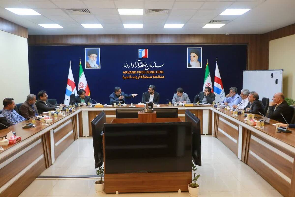 نشست کمیسیون نظارت بر اصناف شهرهای آبادان و خرمشهر برگزار شد نشست کمیسیون نظارت بر اصناف شهرهای آبادان و خرمشهر برگزار شد