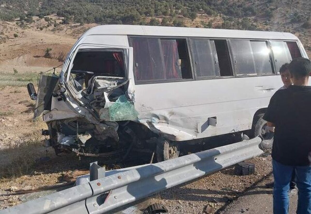مصدومان واژگونی مینیبوس از بیمارستان مرخص شدند مصدومان واژگونی مینیبوس از بیمارستان مرخص شدند