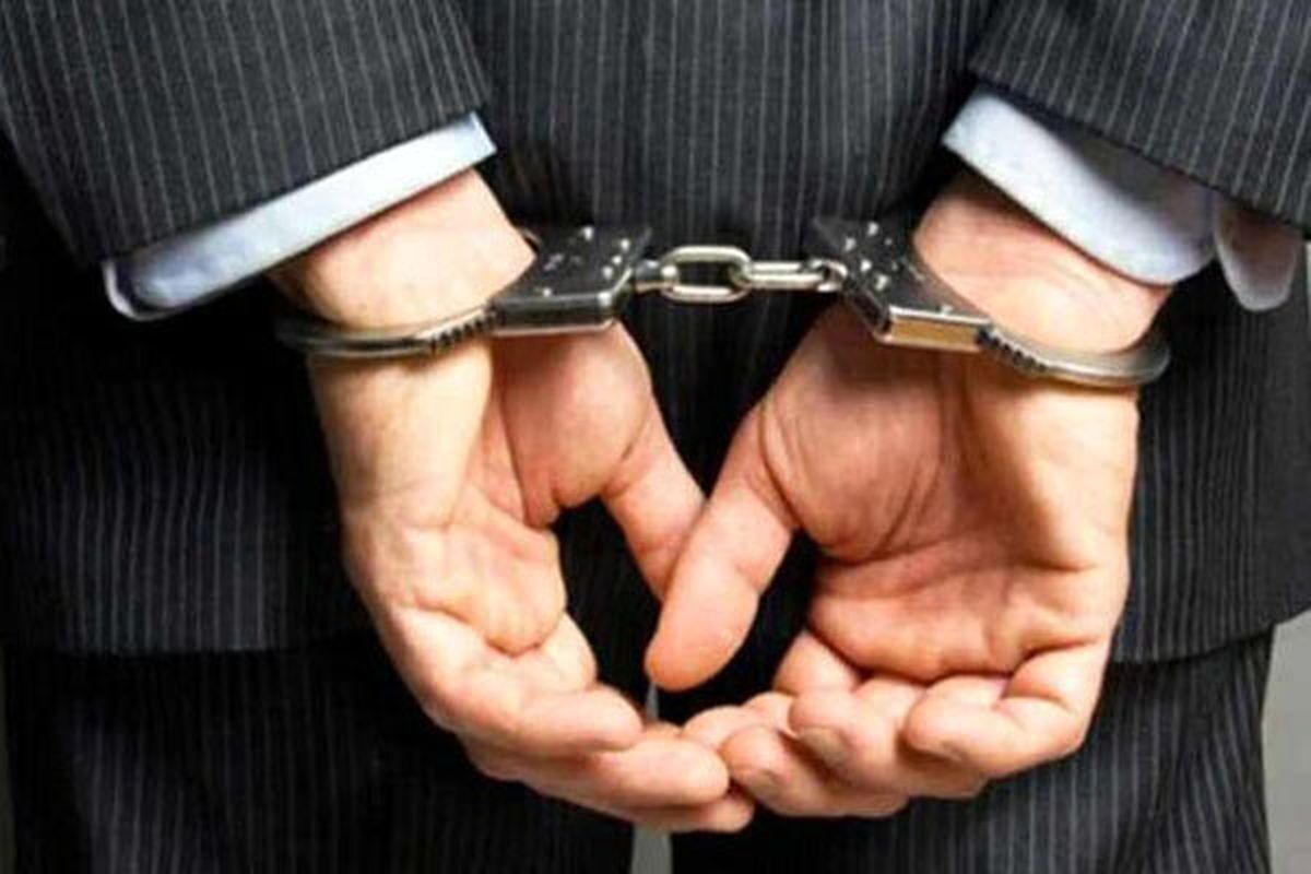 رئیس شورای نصیر شهر دستگیر شد رئیس شورای نصیر شهر دستگیر شد