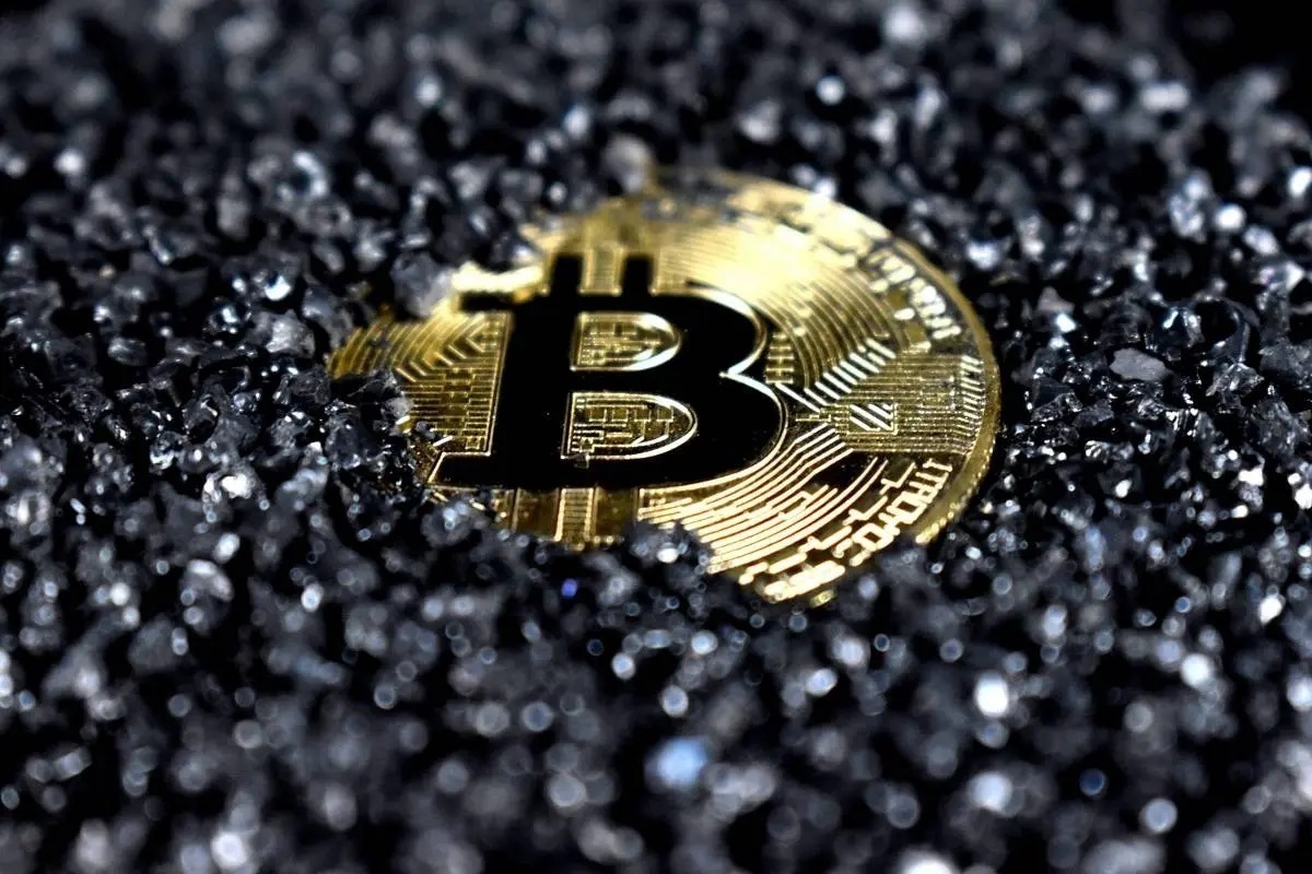 شکست تاریخی بیت کوین در راه است؟ شکست تاریخی بیت کوین در راه است؟