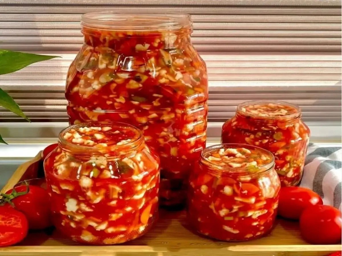 طرز تهیه ترشی گل کلم با آب گوجه فرنگی طرز تهیه ترشی گل کلم با آب گوجه فرنگی