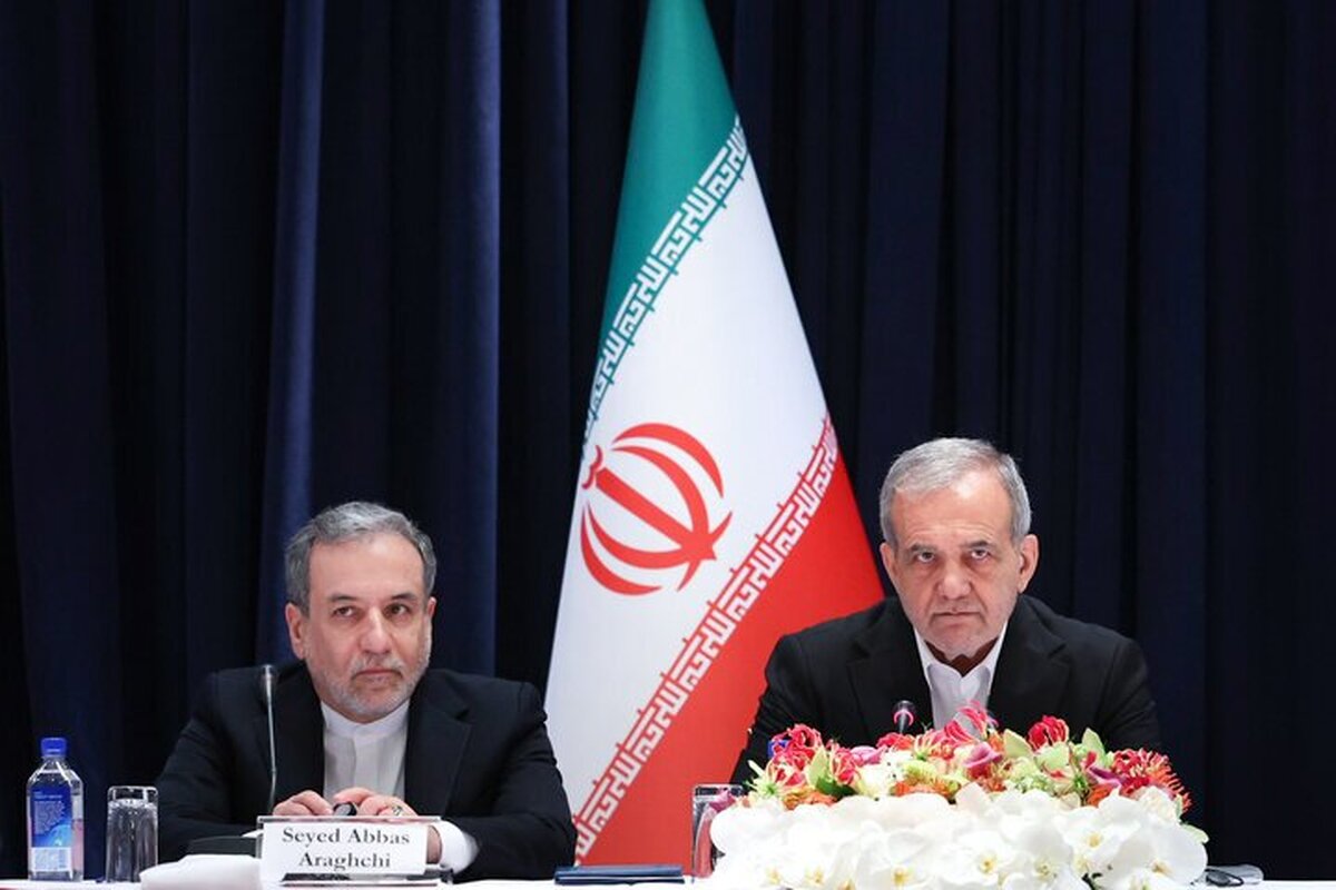 عراقچی نقل قولهای منتسب به رییس جمهور را تکذیب کرد عراقچی نقل قولهای منتسب به رییس جمهور را تکذیب کرد