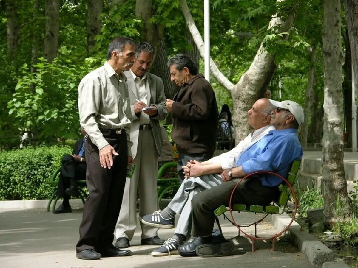 تجمع اعتراضی بازنشستگان در تهران/ متناسبسازی را اجرا کنید تجمع اعتراضی بازنشستگان در تهران/ متناسبسازی را اجرا کنید