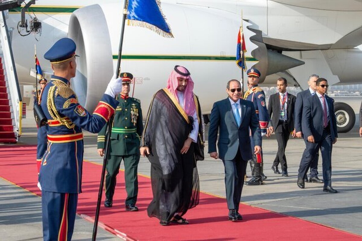 ولیعهد عربستان وارد قاهره شد ولیعهد عربستان وارد قاهره شد