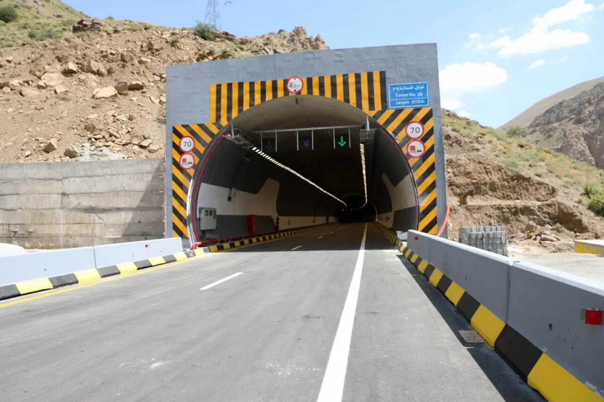 عبور از این آزادراه ۱۲۰ هزار تومان آب میخورد عبور از این آزادراه ۱۲۰ هزار تومان آب میخورد