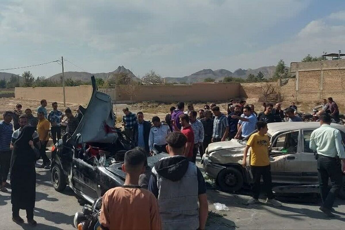 تصادف هولناک در خمینیشهر / دو نفر جان باختند تصادف هولناک در خمینیشهر / دو نفر جان باختند