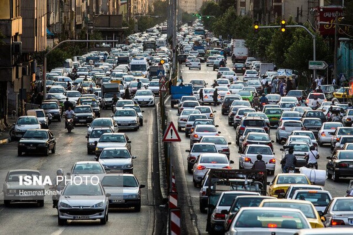 تداوم بار ترافیک در شهر اهواز تا نیمه مهرماه تداوم بار ترافیک در شهر اهواز تا نیمه مهرماه